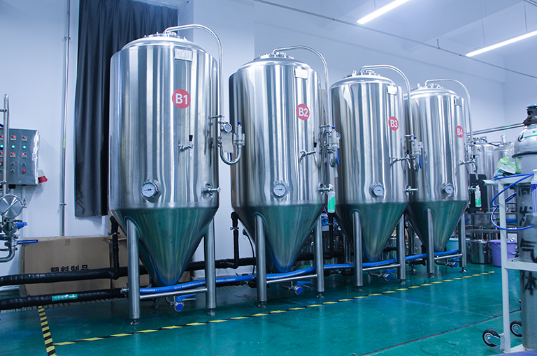 Beer fermentation tank