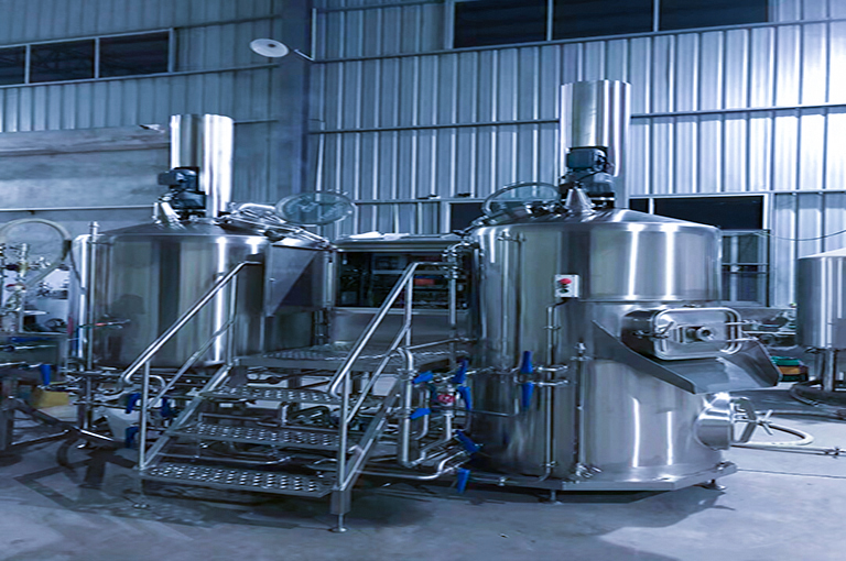 校企联合精酿啤酒设备厂家发展又添平台