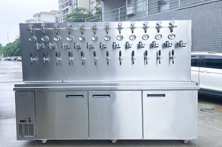 啤酒机设备选购的方法有哪些?扎啤机清洗注意哪些点?